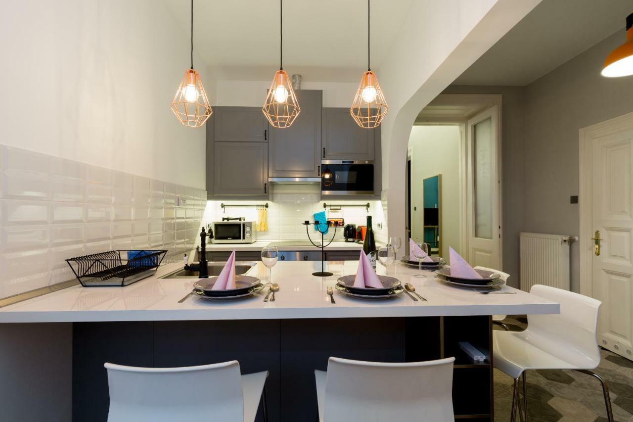 בודפשט Luxury Twin 1-Bedroom In Kazinczy Street מראה חיצוני תמונה