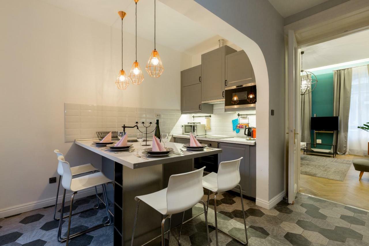 בודפשט Luxury Twin 1-Bedroom In Kazinczy Street מראה חיצוני תמונה